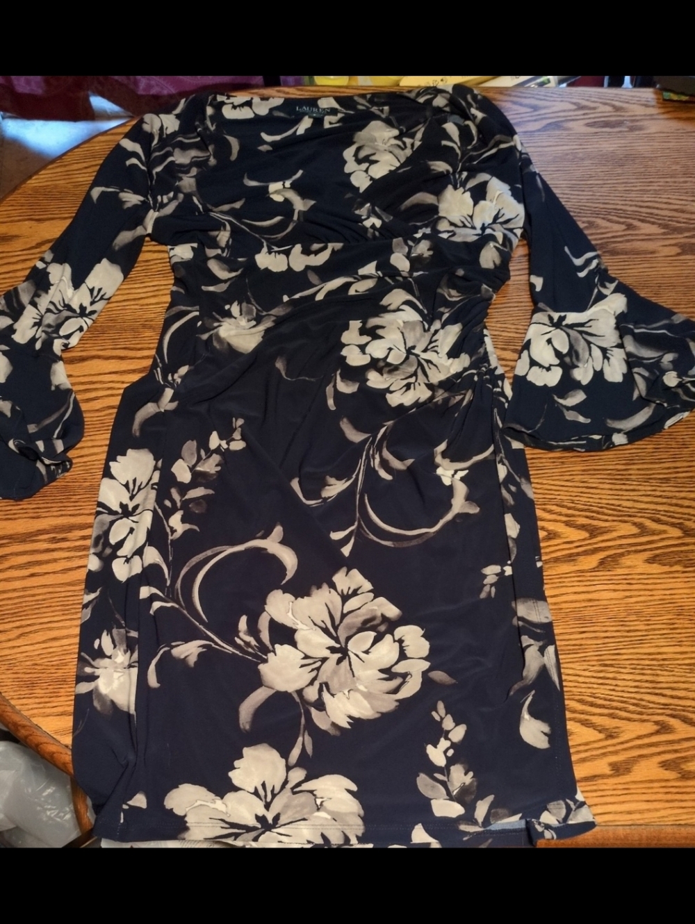 Lauren Ralph Lauren Criss cross chest dress